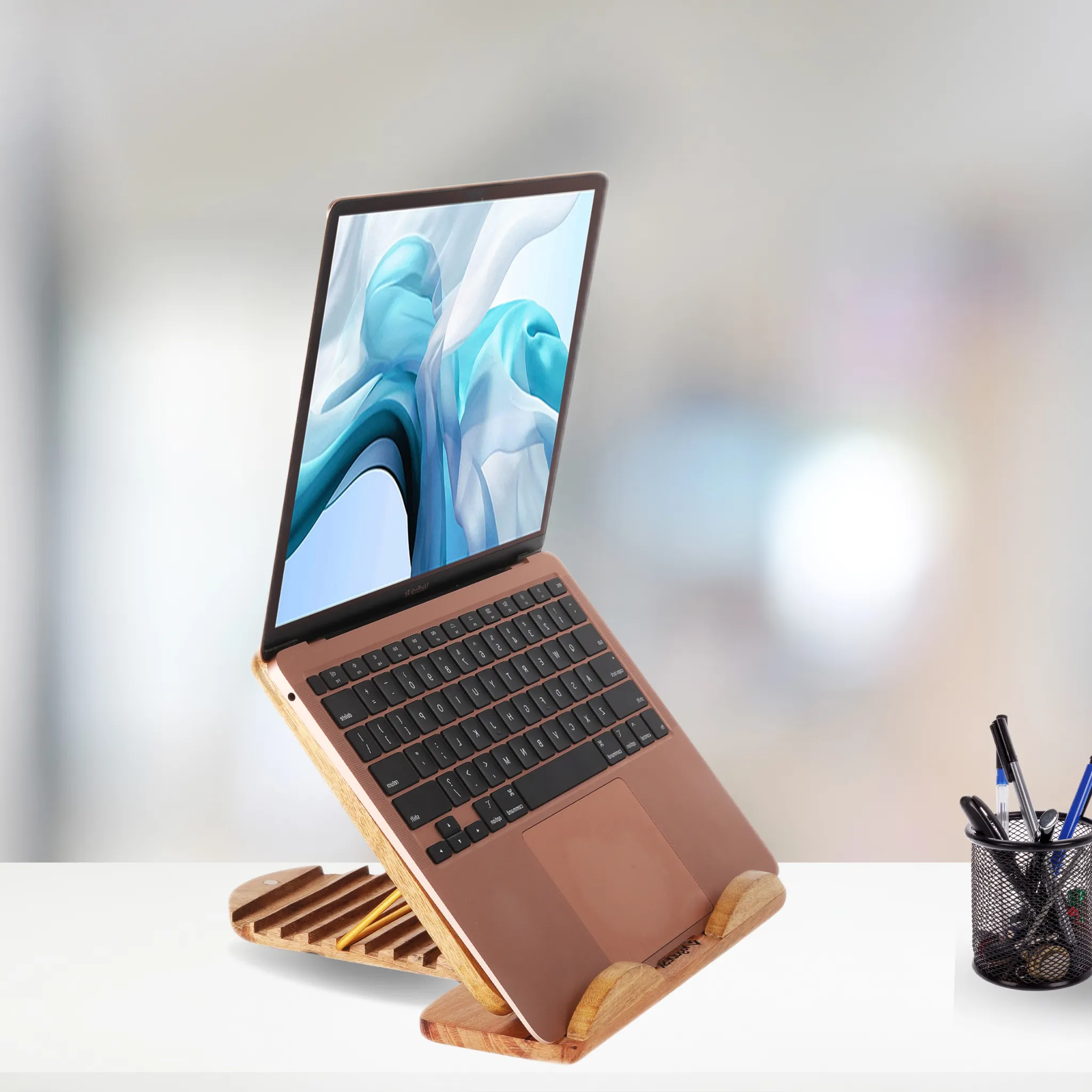 Ergonomic iPad/Tablet Macbook Stand for desk