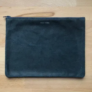 Large Flat Zip Pouch (Indigo Revolver)